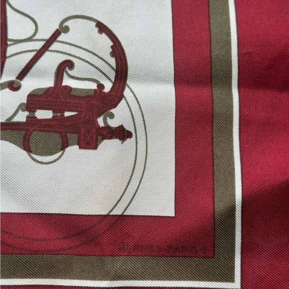 HERMES Paris Les Parfumes 100% Silk Twill Square Scarf - Picture 4 of 6